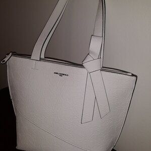 Karl Lagerfeld Paris Chantelle